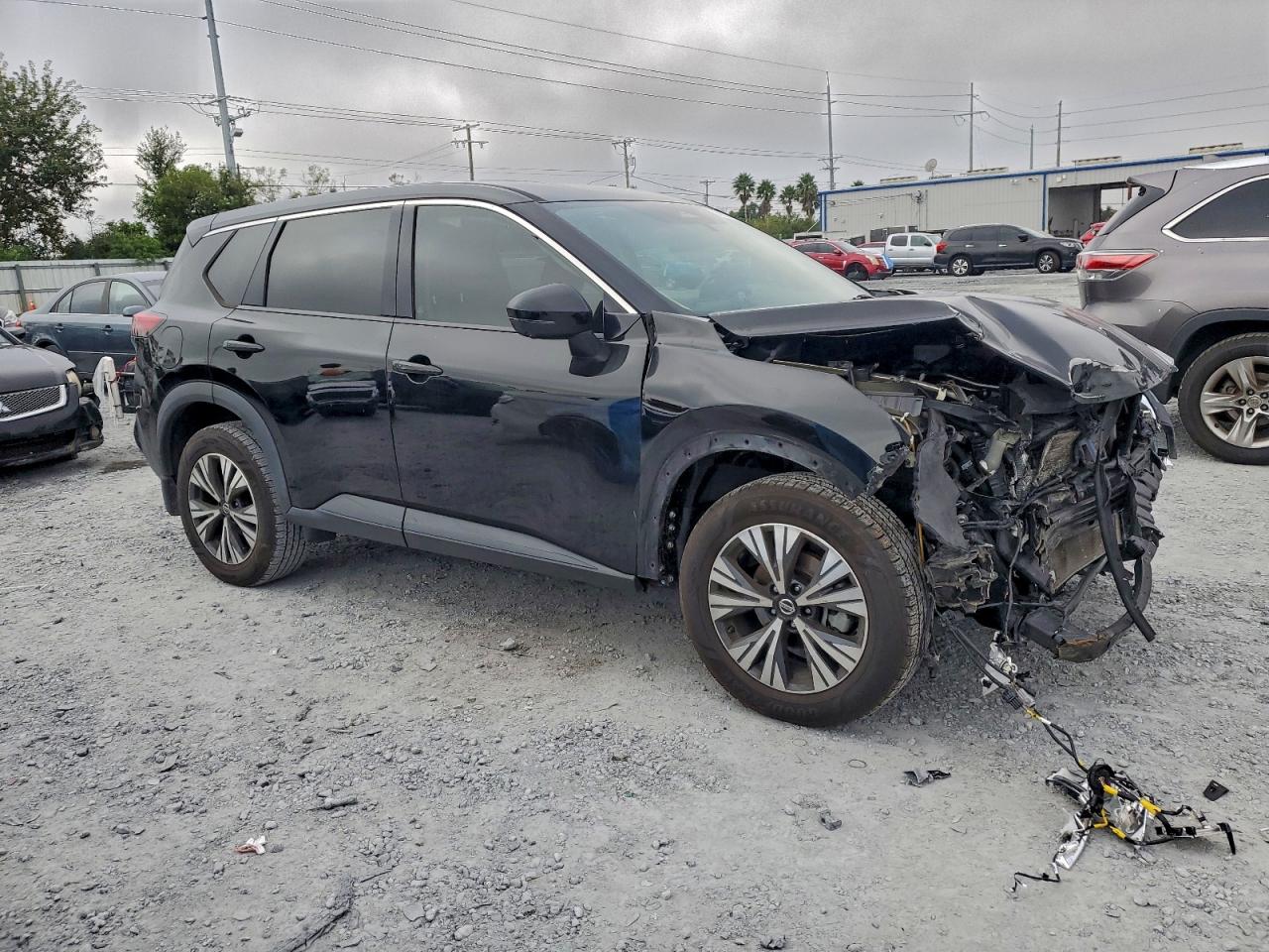 2021 NISSAN ROGUE SV photo 4