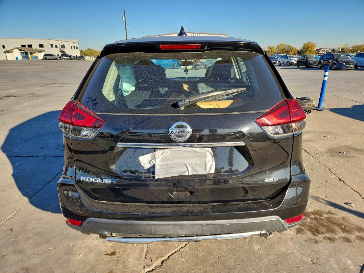 2018 NISSAN ROGUE S photo 6