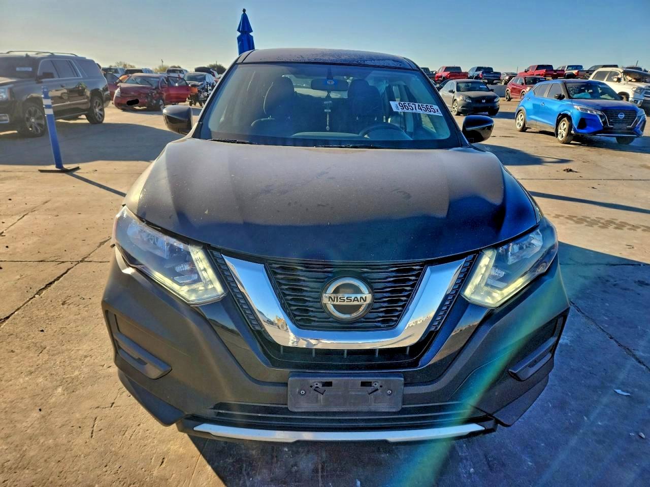 2018 NISSAN ROGUE S photo 5