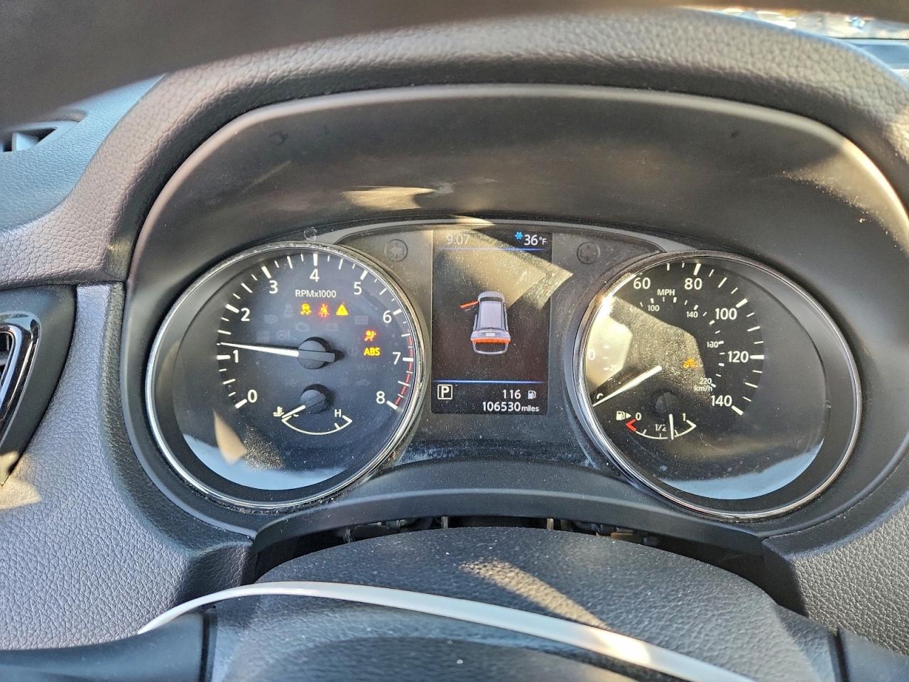2018 NISSAN ROGUE S photo 9