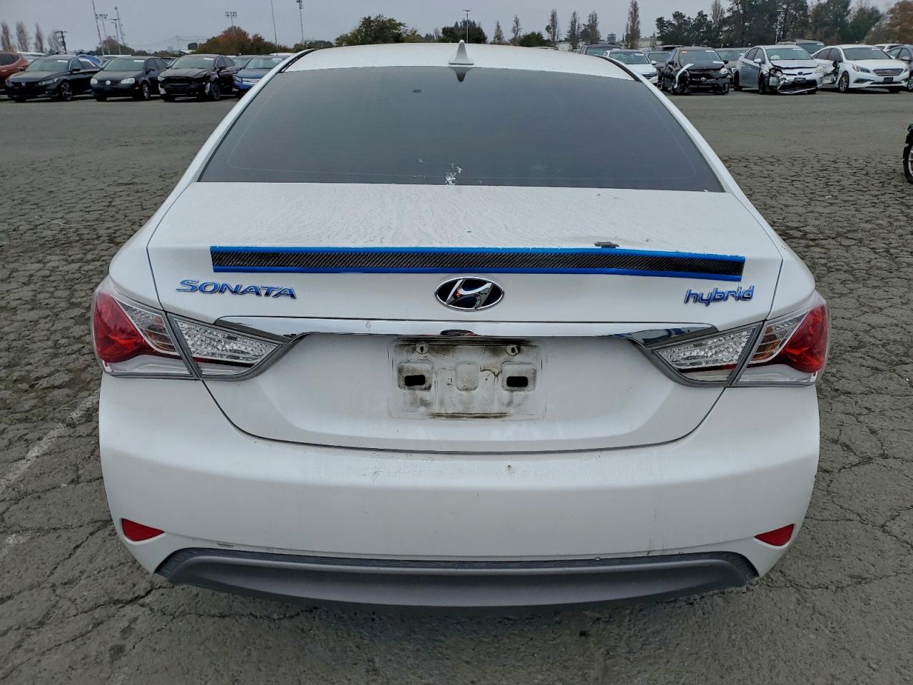 2011 HYUNDAI SONATA HYBRID photo 6