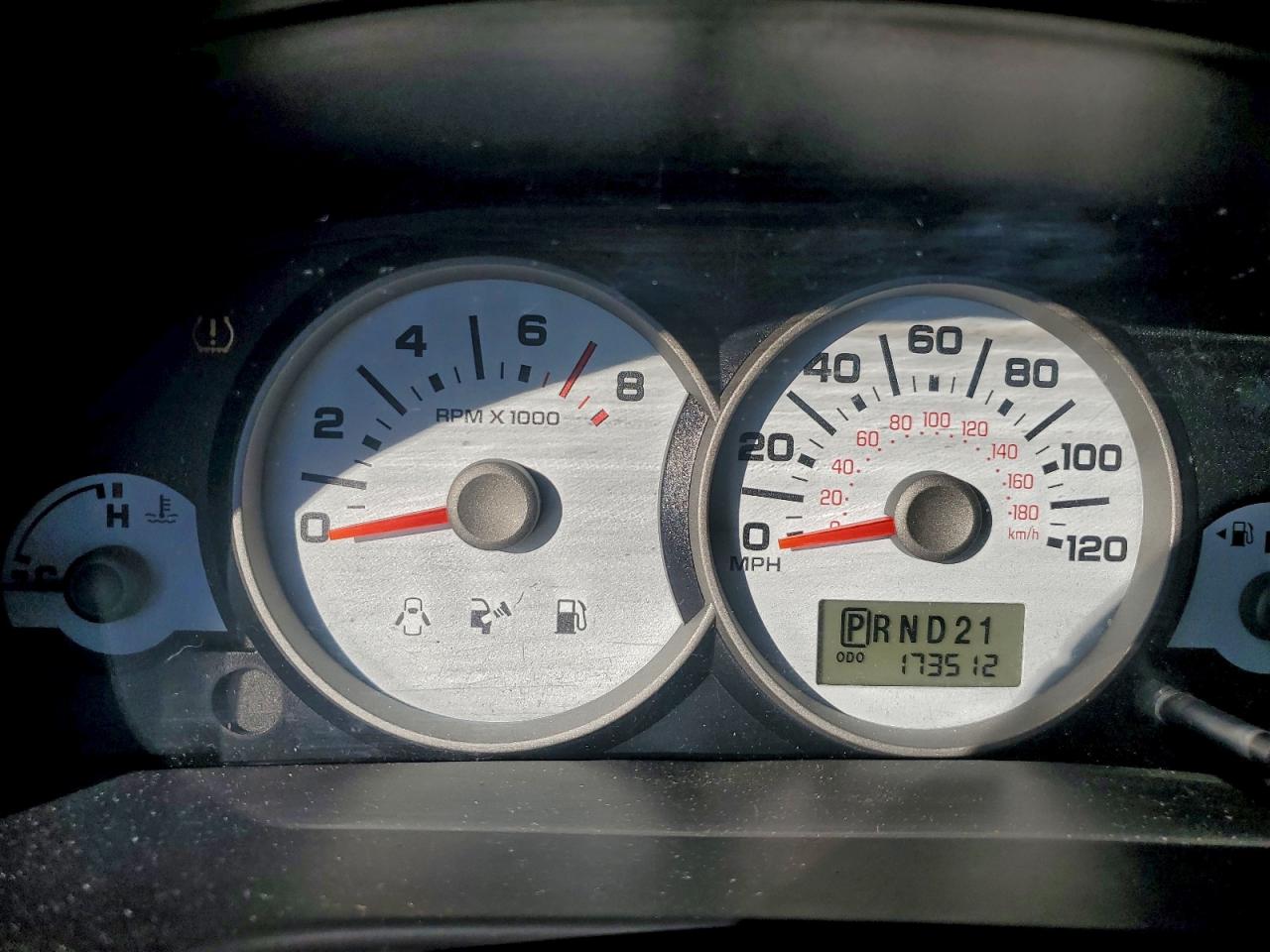 2005 FORD ESCAPE XLS photo 9