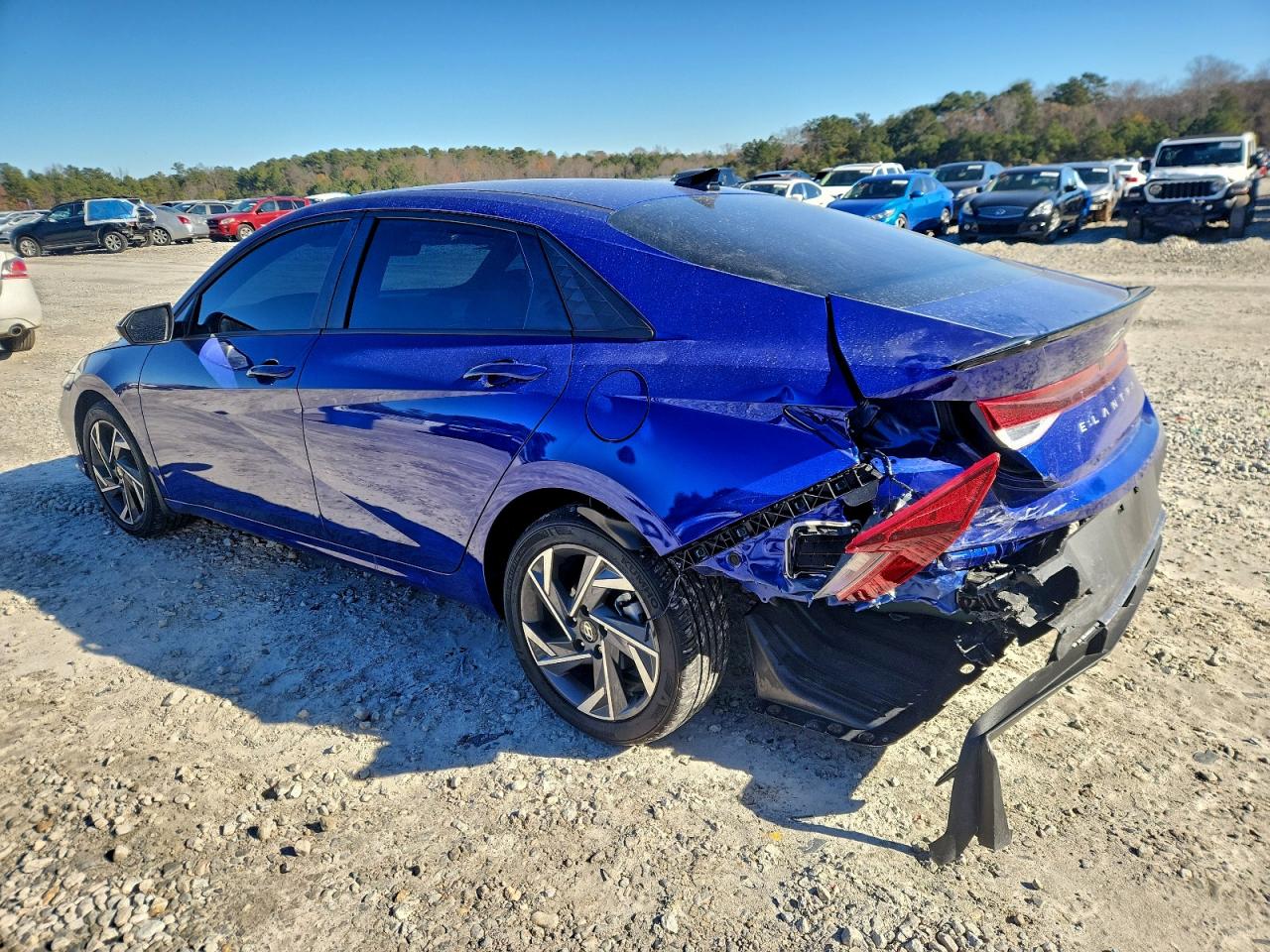2025 HYUNDAI ELANTRA SEL SPORT photo 2