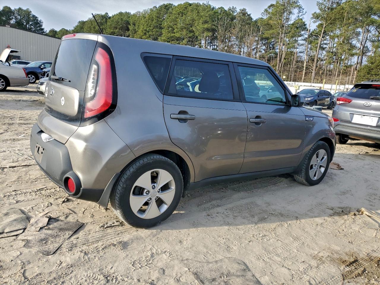 2016 KIA SOUL photo 3