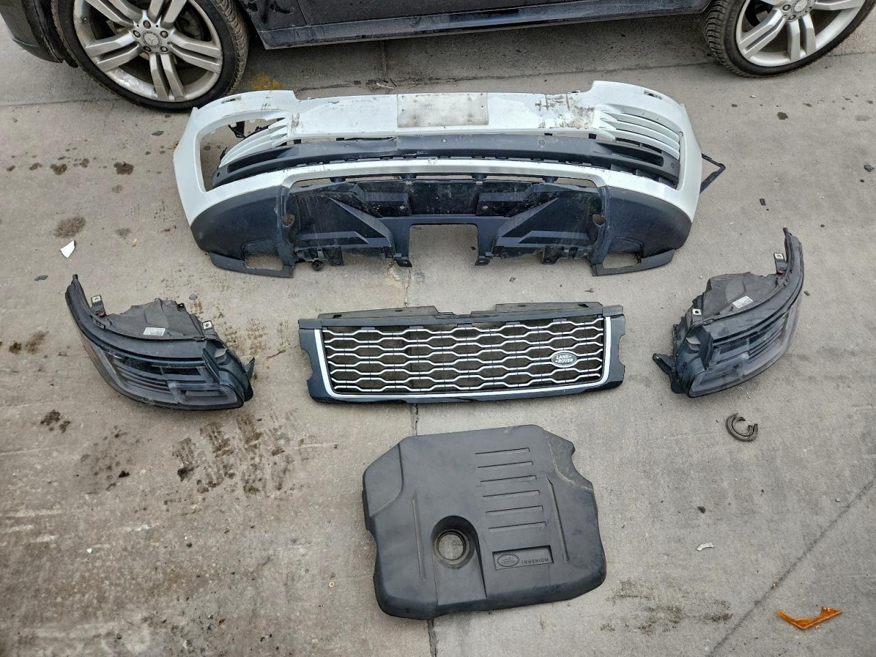 2020 LAND ROVER RANGE ROVER HSE photo 13