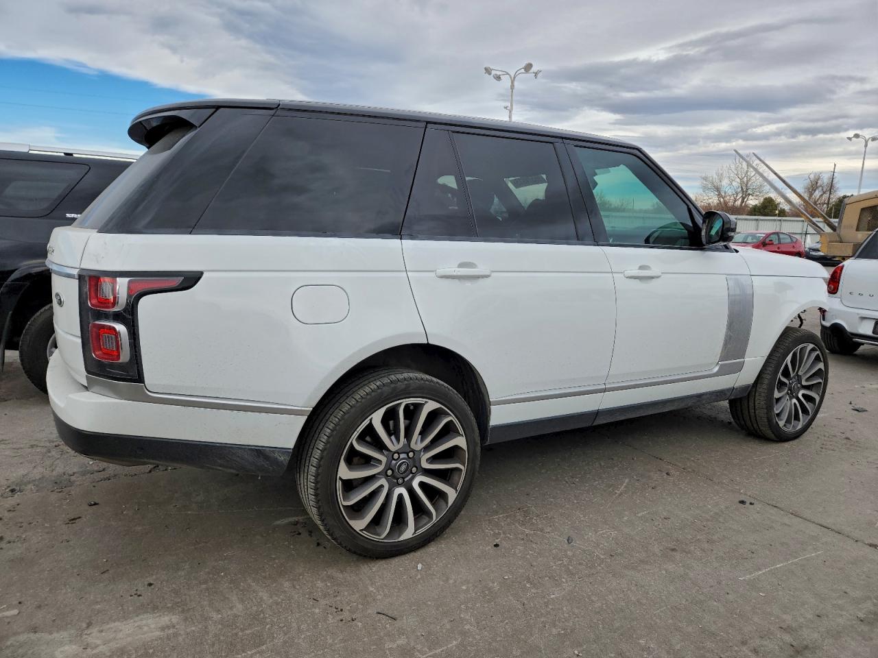 2020 LAND ROVER RANGE ROVER HSE photo 3