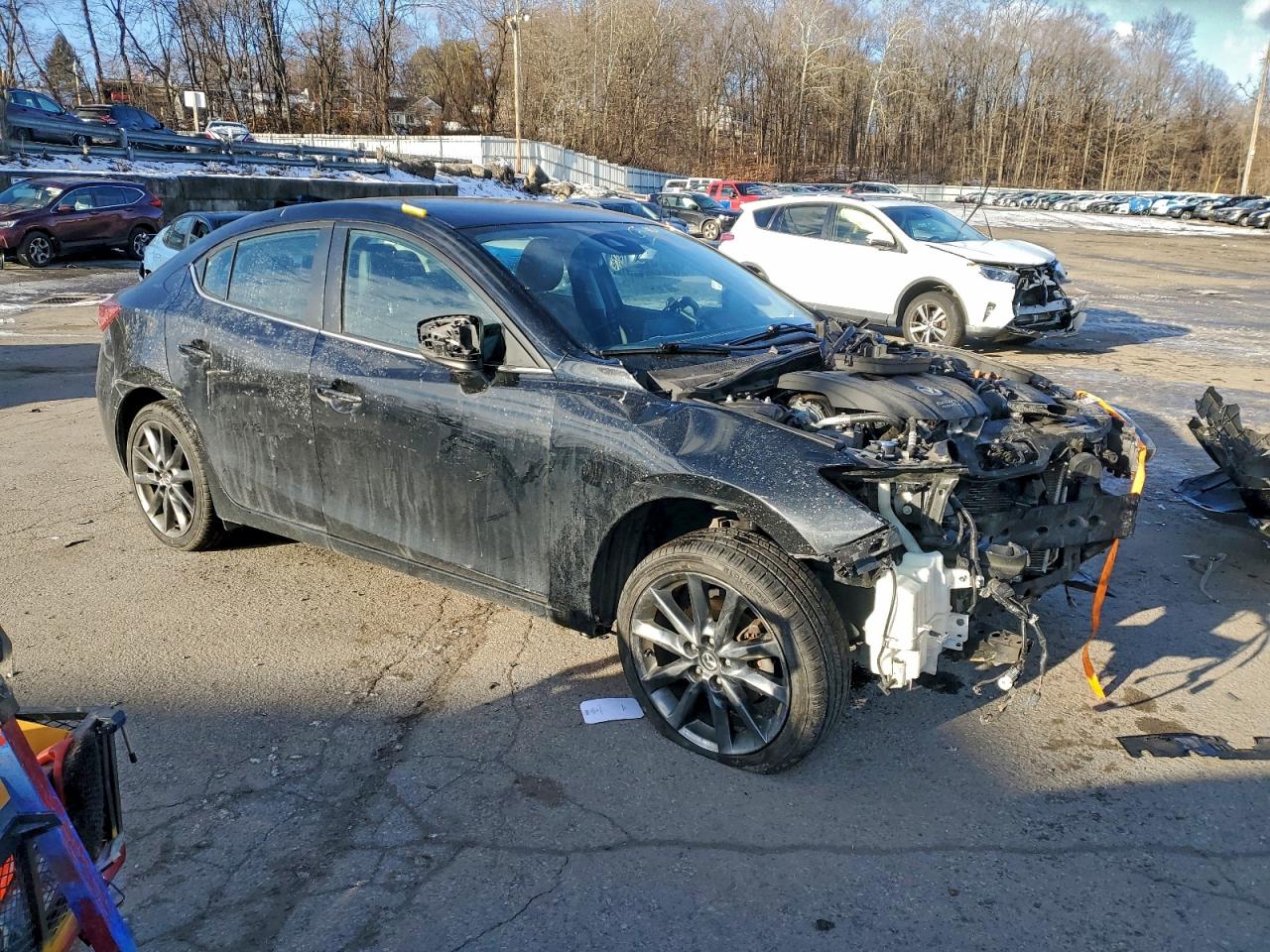 2018 MAZDA 3 TOURING photo 4