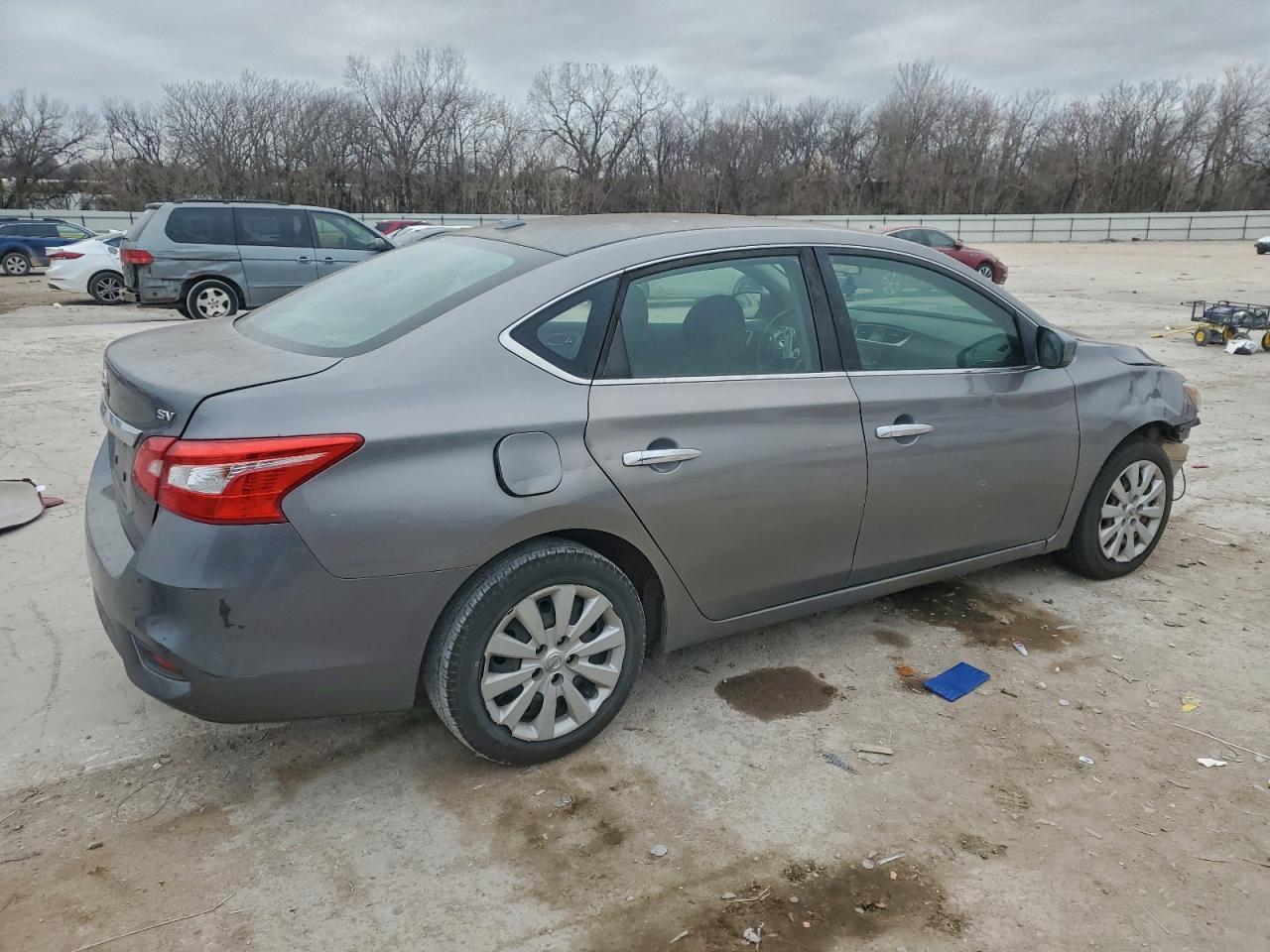 2017 NISSAN SENTRA S photo 3