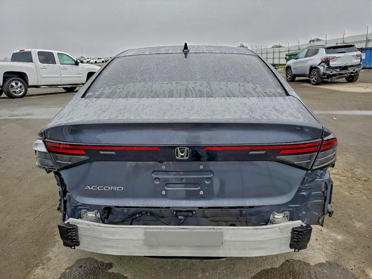 2025 HONDA ACCORD LX photo 16