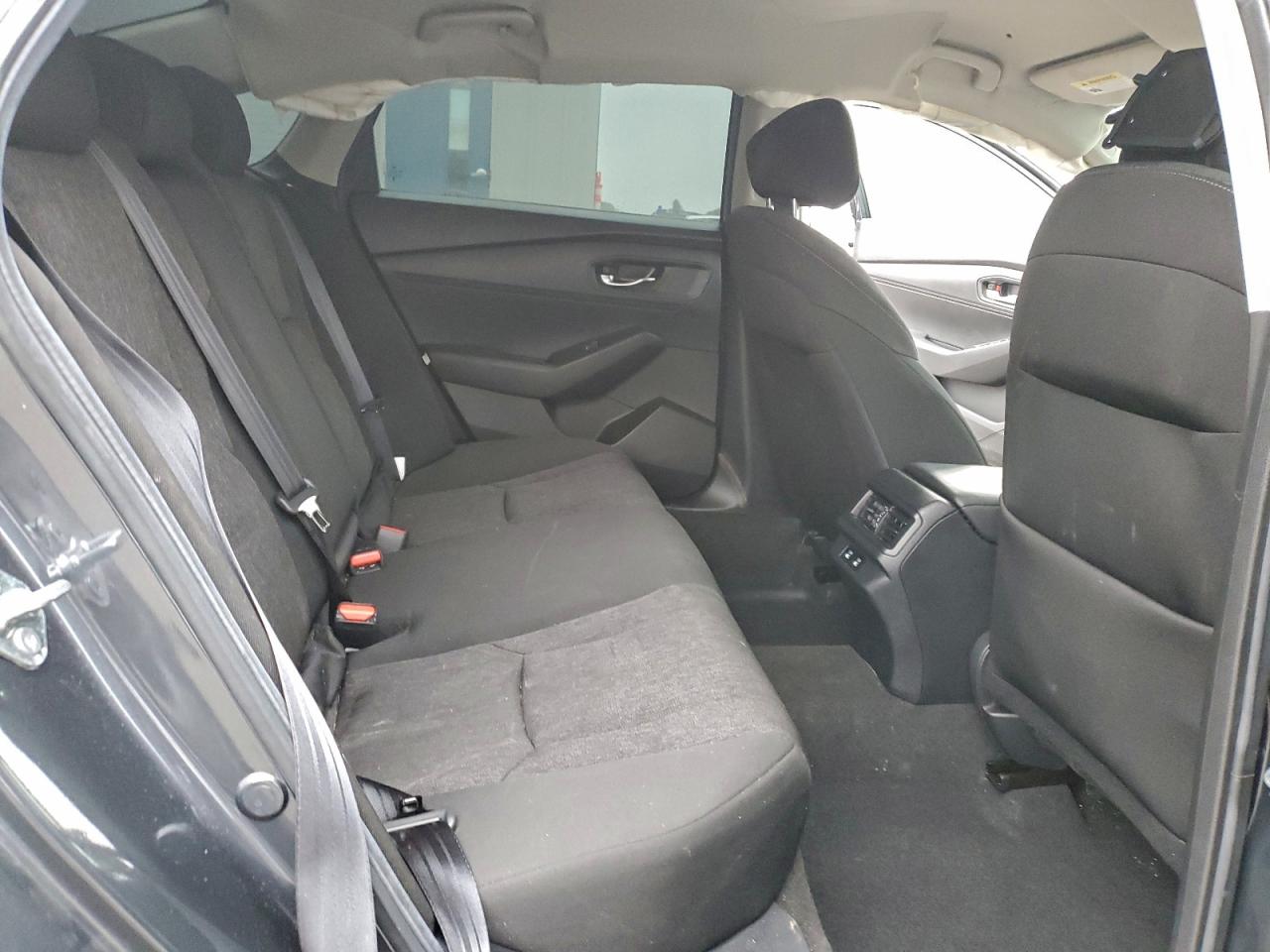 2025 HONDA ACCORD LX photo 28
