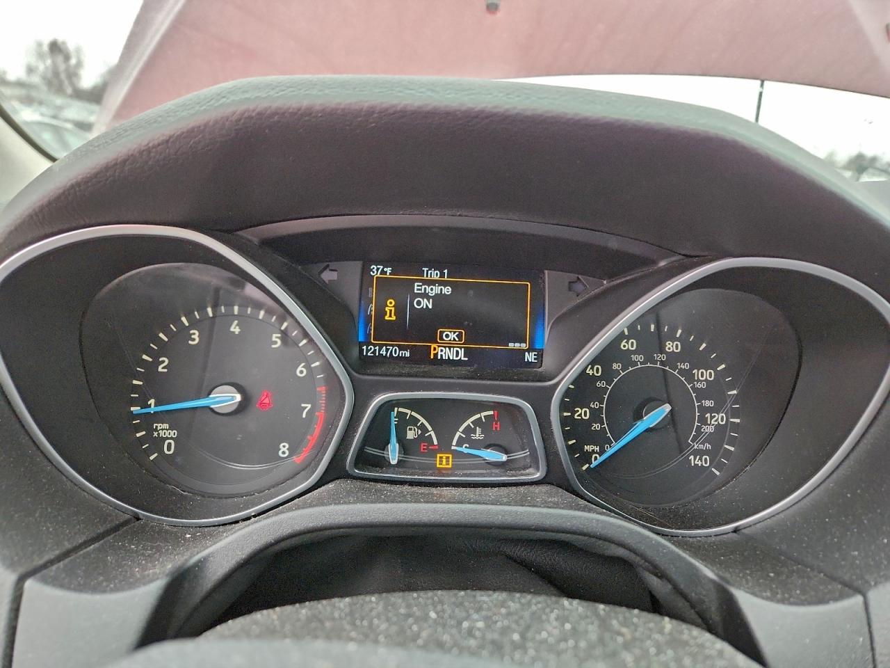 2015 FORD FOCUS SE photo 9