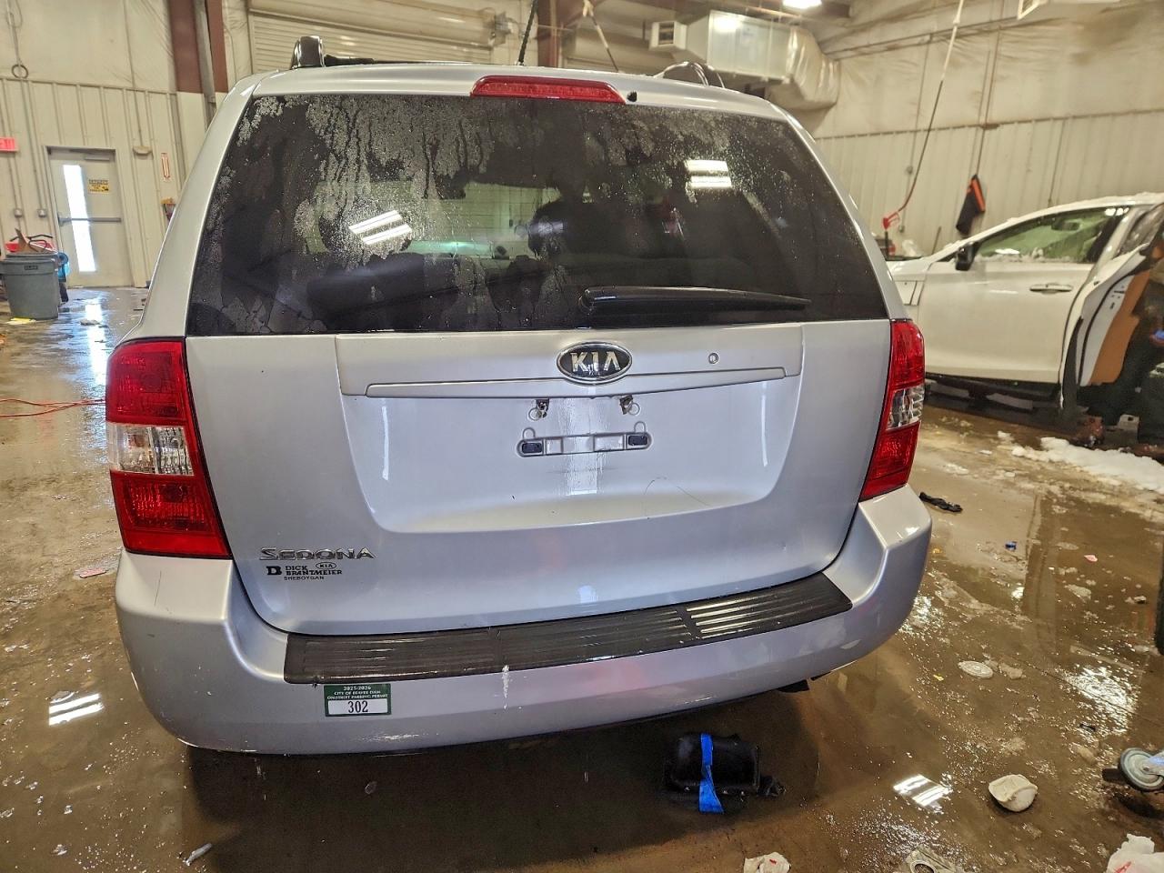 2008 KIA SEDONA photo 6