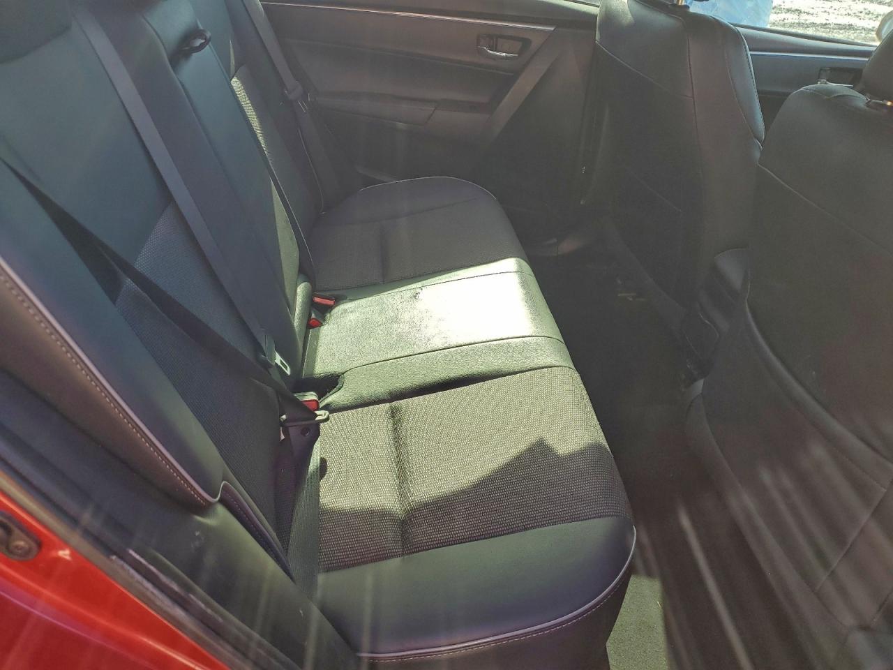 2016 TOYOTA COROLLA L photo 10