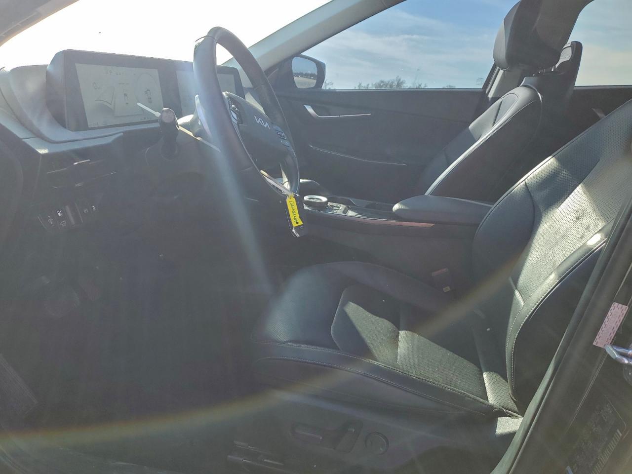 2022 KIA EV6 LIGHT photo 7