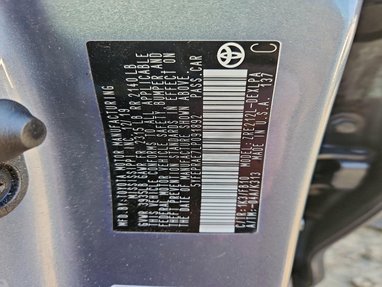 2020 TOYOTA COROLLA LE photo 12