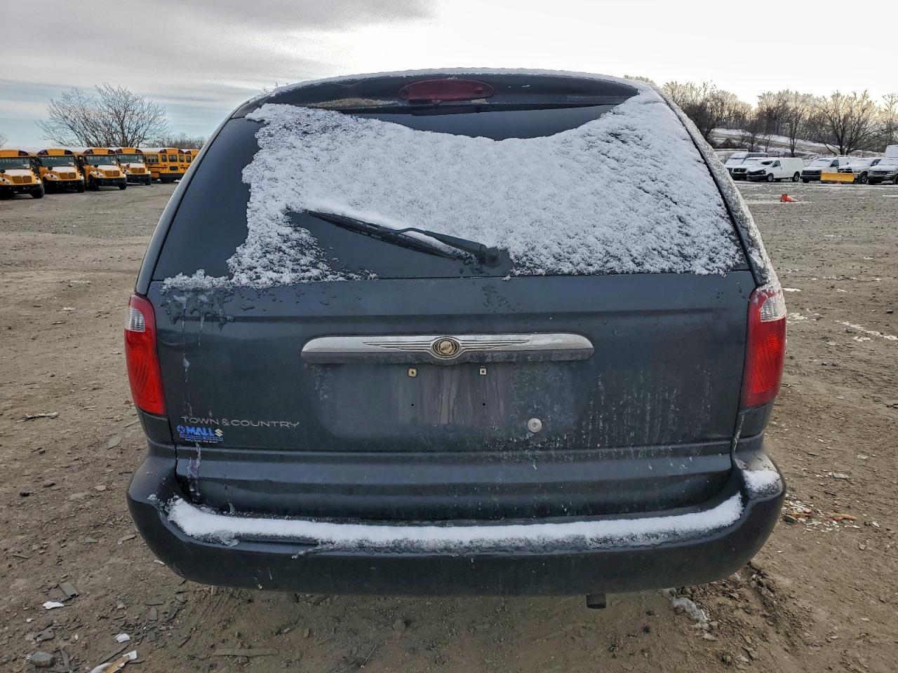 2006 CHRYSLER TOWN & COUNTRY photo 6