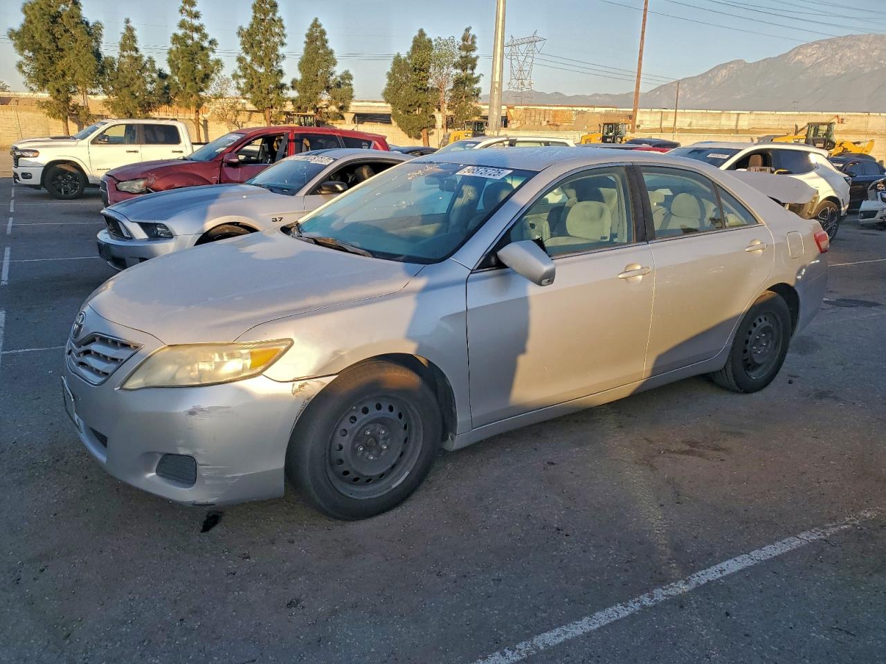 2011 TOYOTA CAMRY