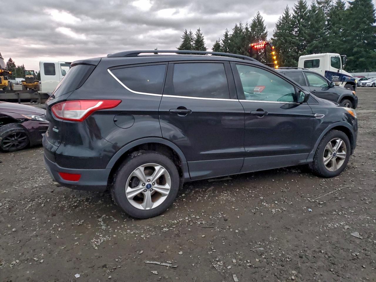 2014 FORD ESCAPE SE photo 3