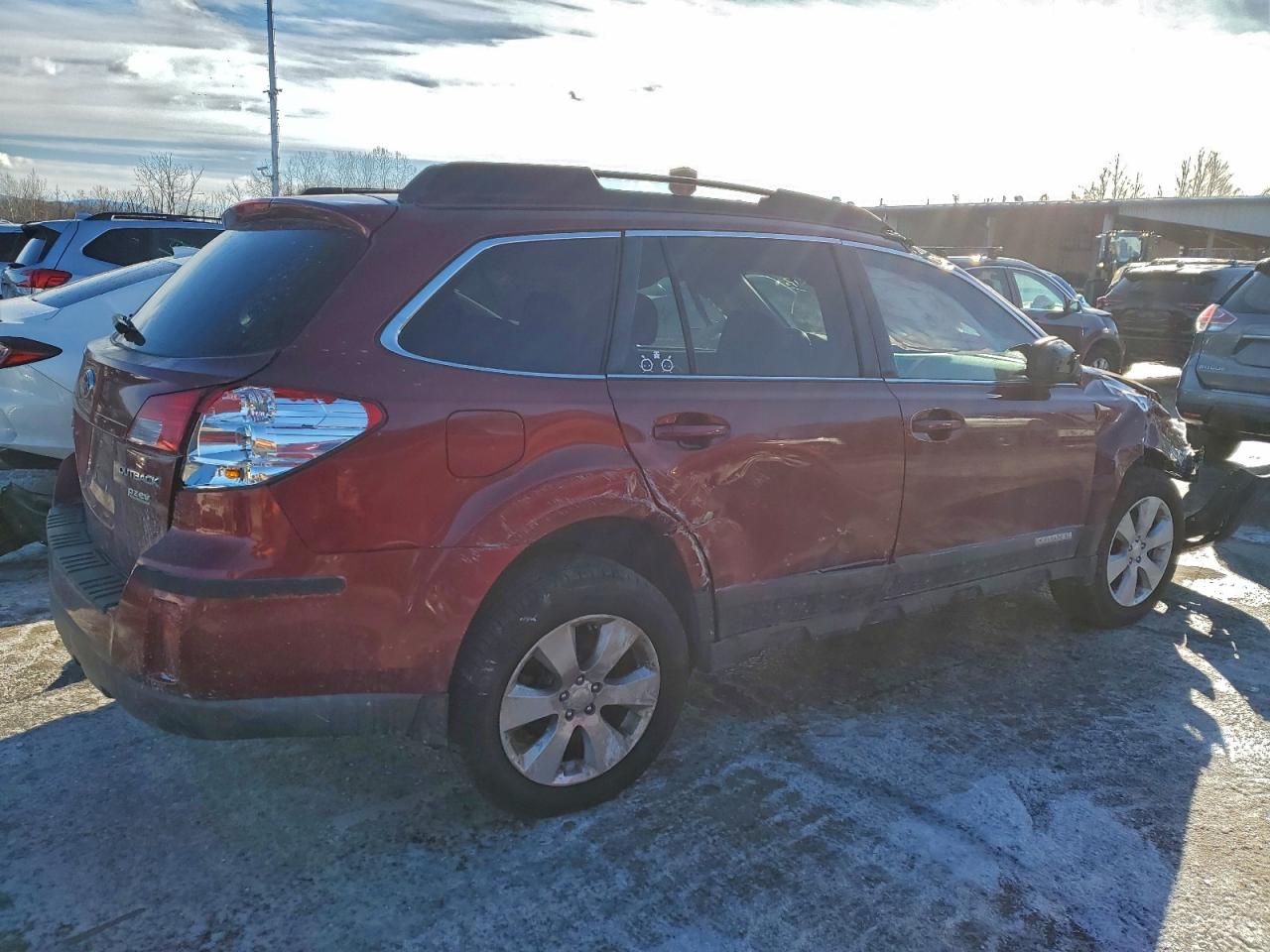 2012 SUBARU OUTBACK 2.5I PREMIUM photo 3