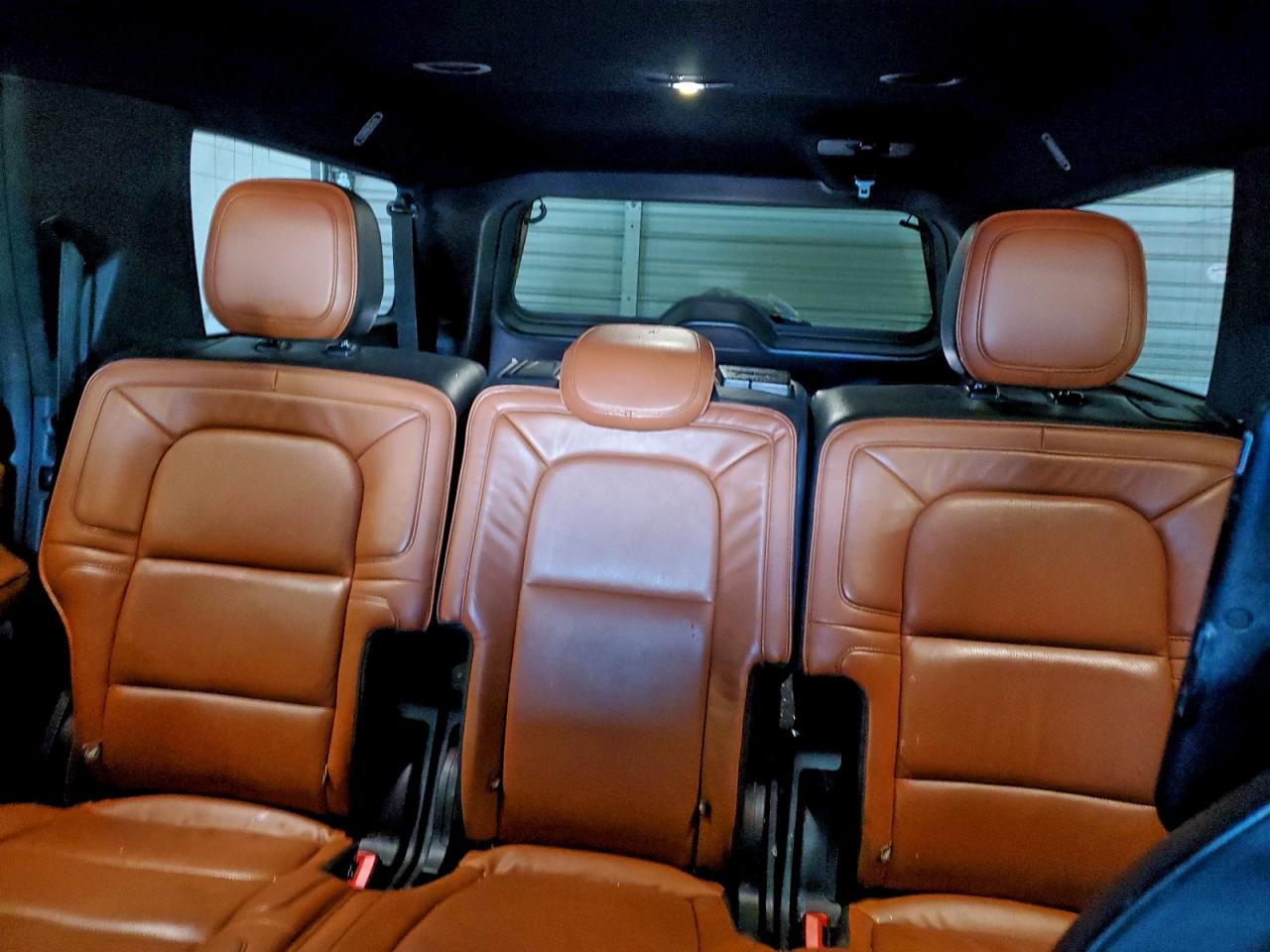 2018 LINCOLN NAVIGATOR L RESERVE photo 10