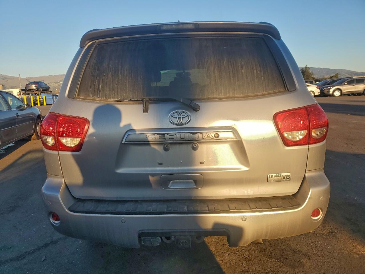 2011 TOYOTA SEQUOIA LIMITED photo 6