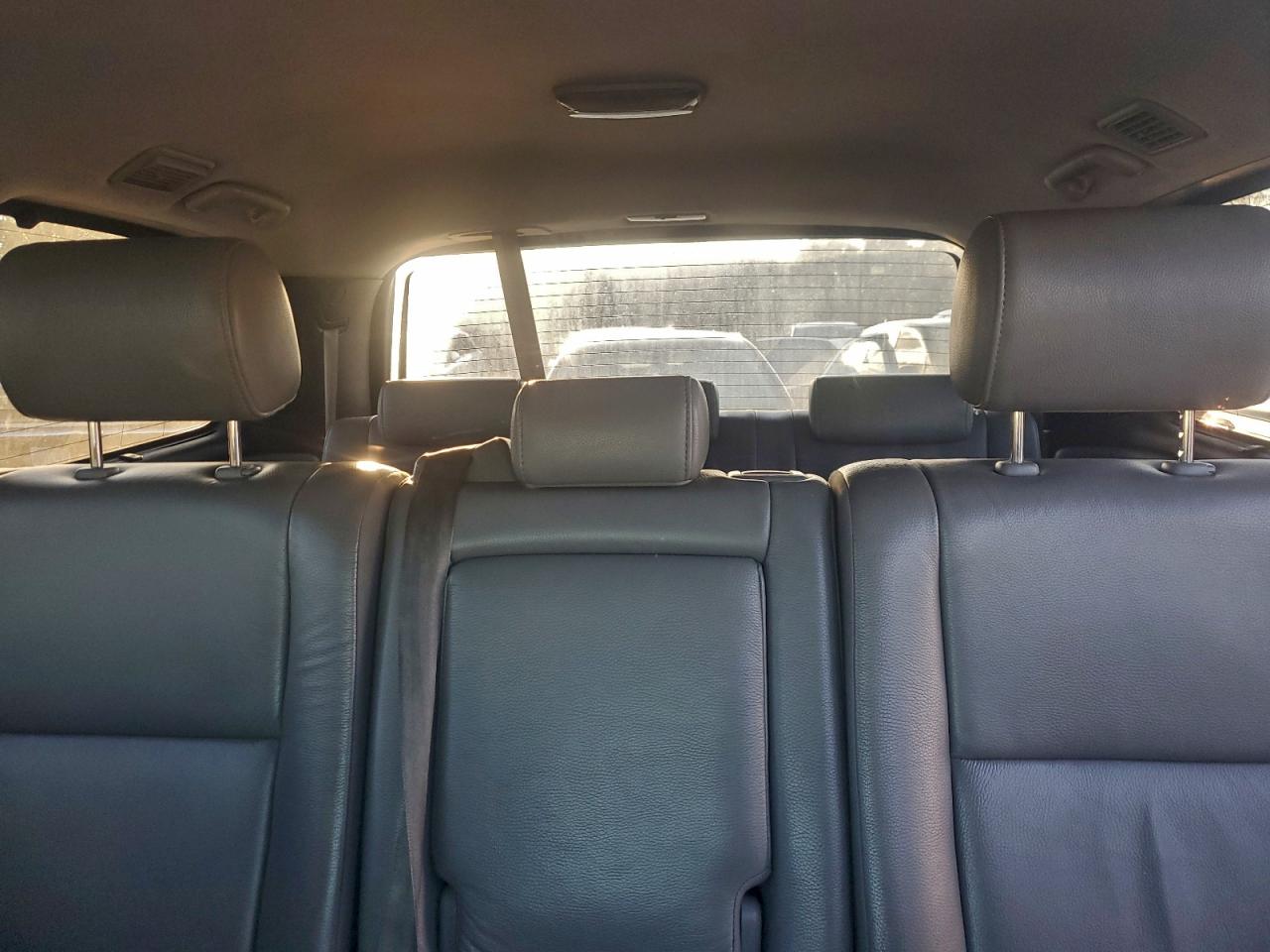 2011 TOYOTA SEQUOIA LIMITED photo 10