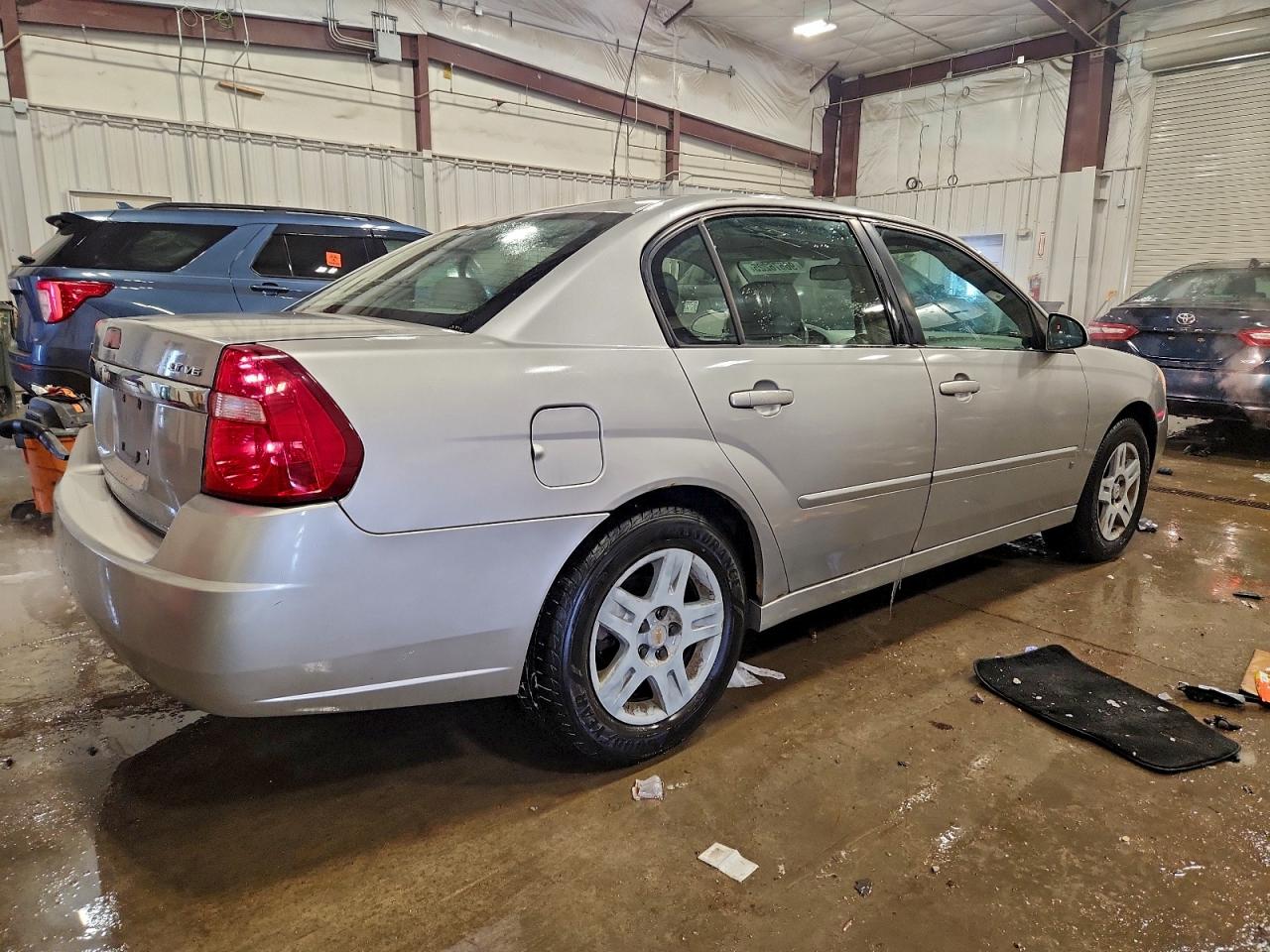 2008 CHEVROLET MALIBU LT photo 3
