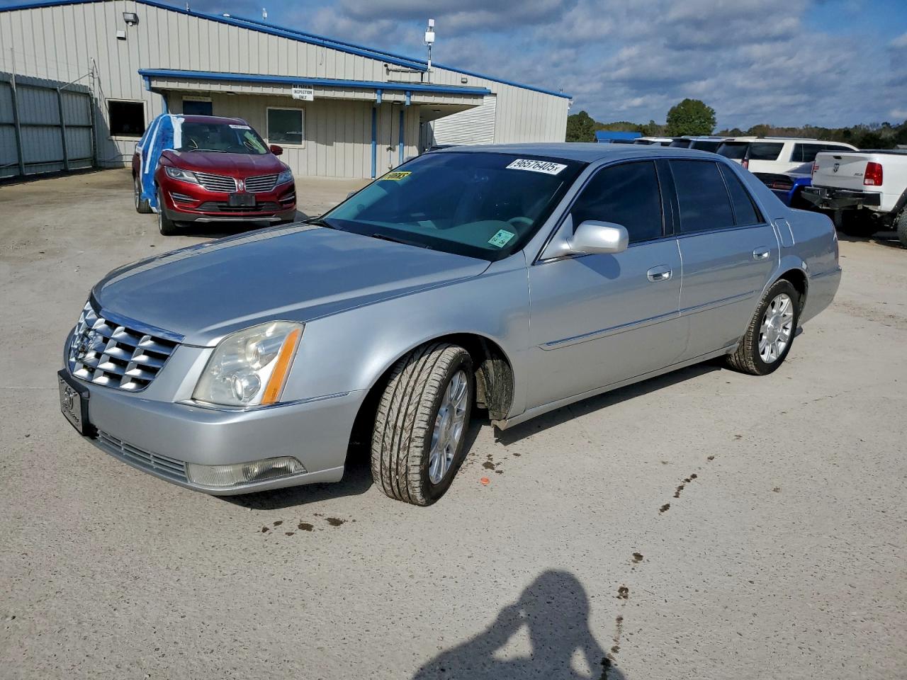 2010 CADILLAC DTS — NORMAL WEAR damage — photo 1