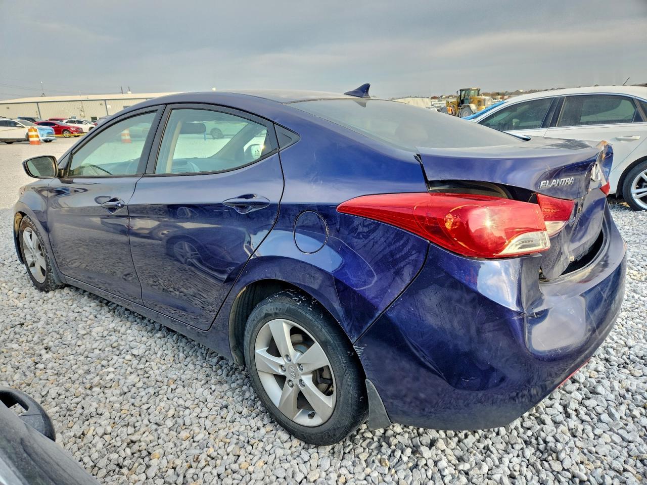 2013 HYUNDAI ELANTRA GLS photo 2