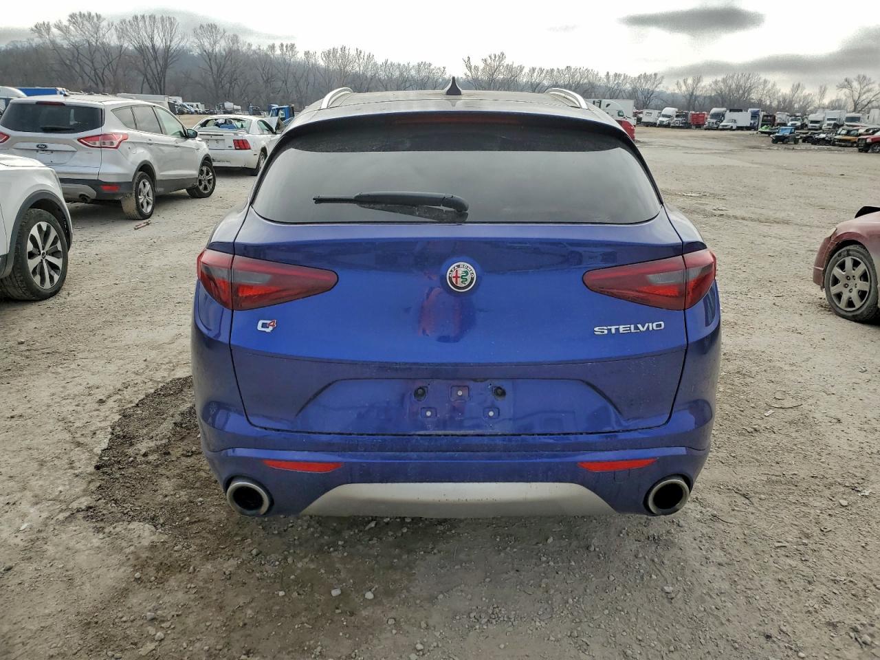 2020 ALFA ROMEO STELVIO TI photo 6