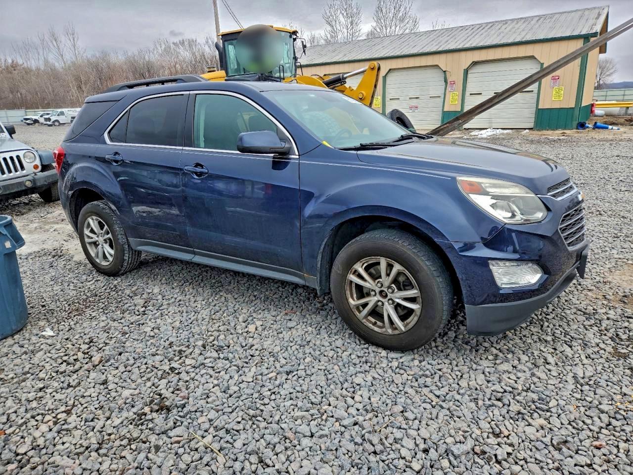 2016 CHEVROLET EQUINOX LT photo 4