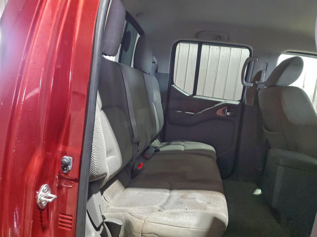2018 NISSAN FRONTIER S photo 10