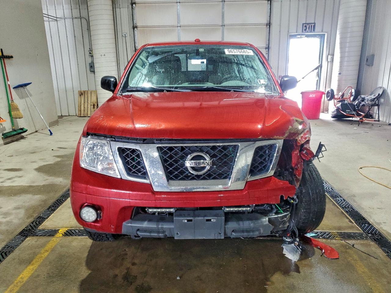 2018 NISSAN FRONTIER S photo 5