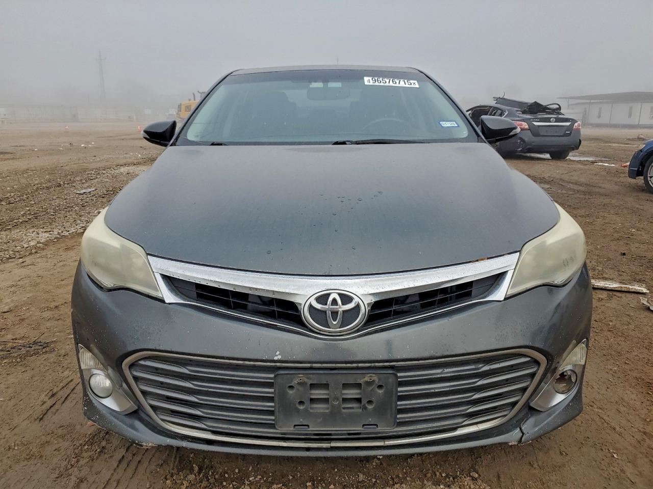2013 TOYOTA AVALON BASE photo 5