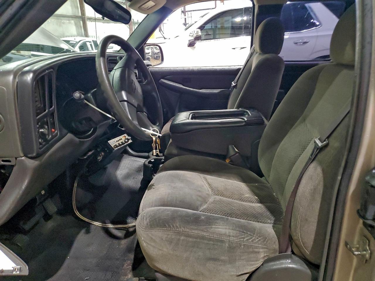 2006 CHEVROLET SILVERADO C1500 photo 7