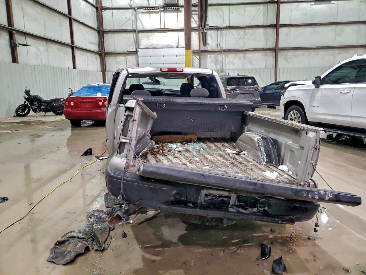 2006 CHEVROLET SILVERADO C1500 photo 6