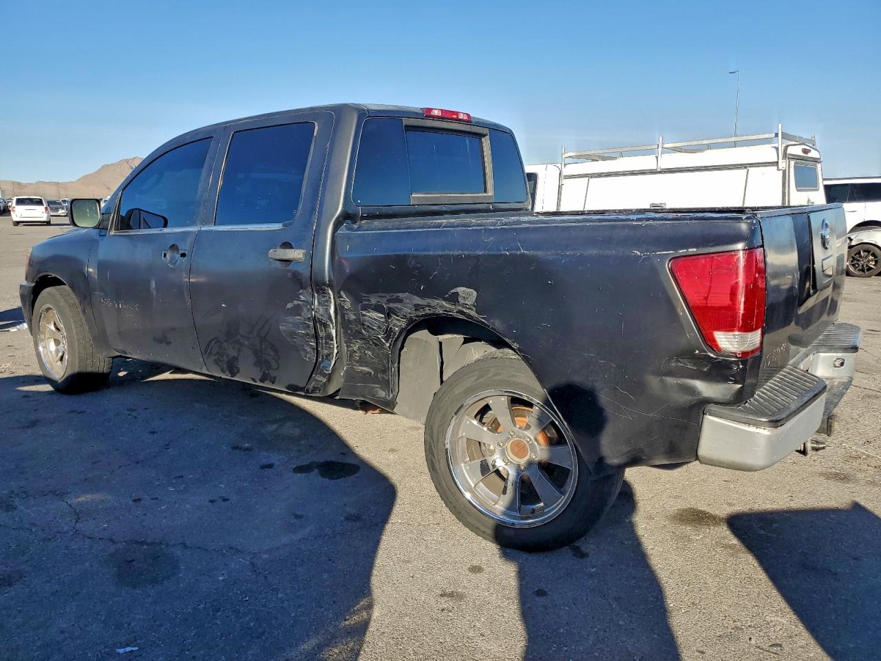2006 NISSAN TITAN XE photo 2