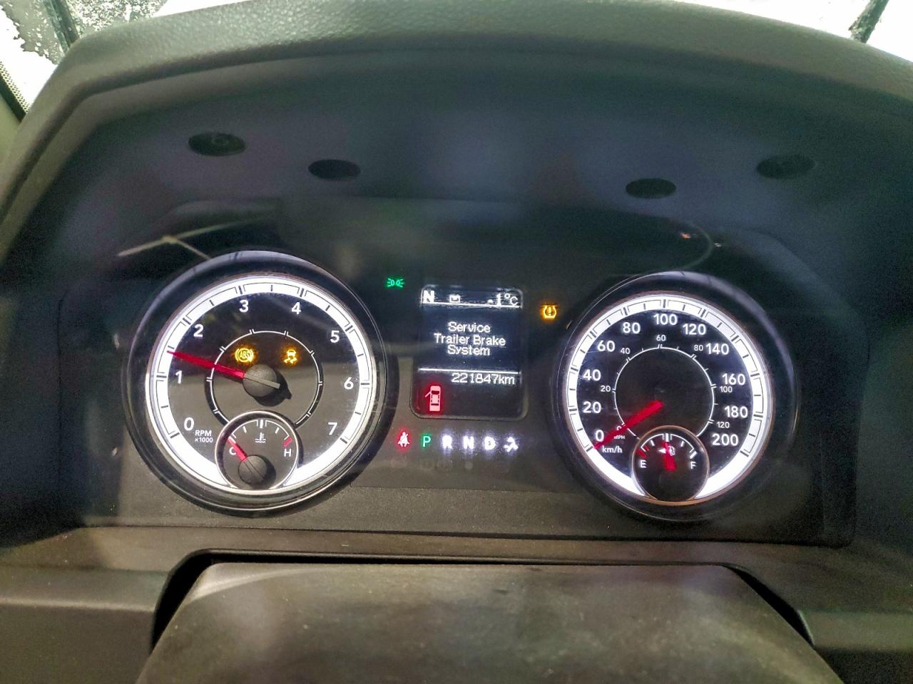 2016 RAM 1500 ST photo 9