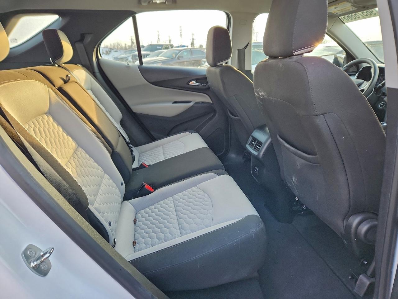 2019 CHEVROLET EQUINOX LS photo 10