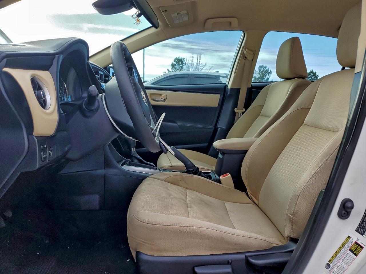 2018 TOYOTA COROLLA L photo 7