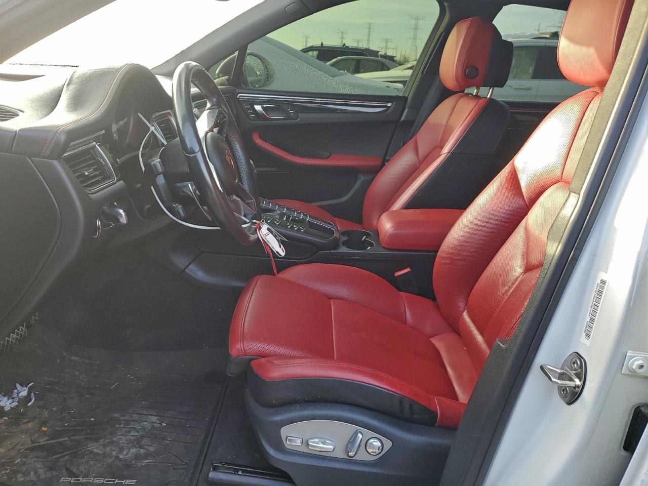 2017 PORSCHE MACAN S photo 7