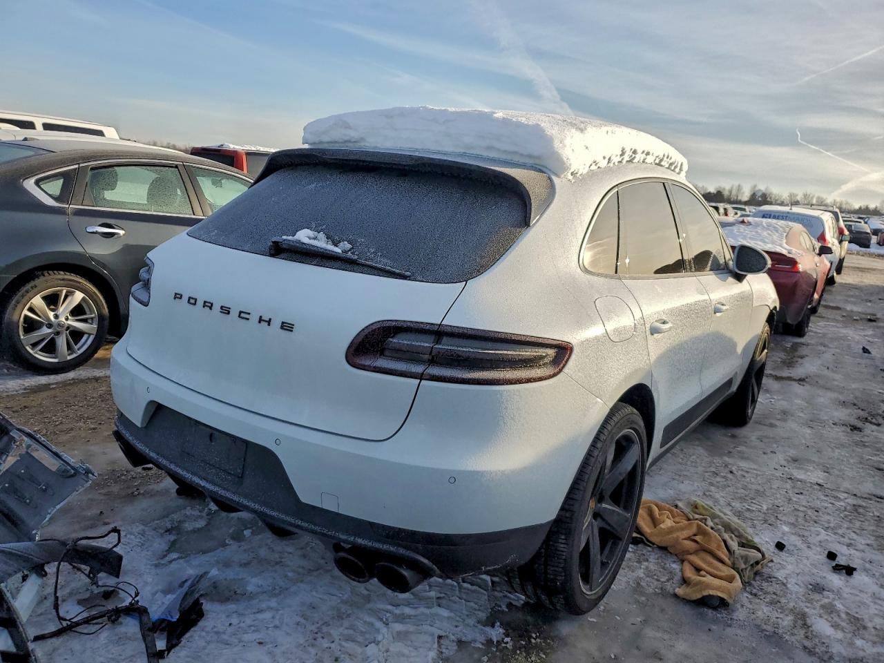 2017 PORSCHE MACAN S photo 3