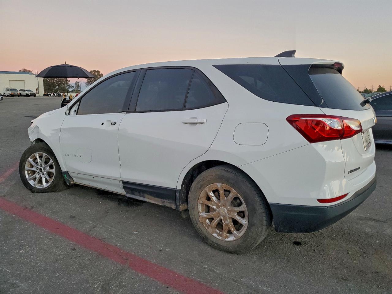2019 CHEVROLET EQUINOX LS photo 2