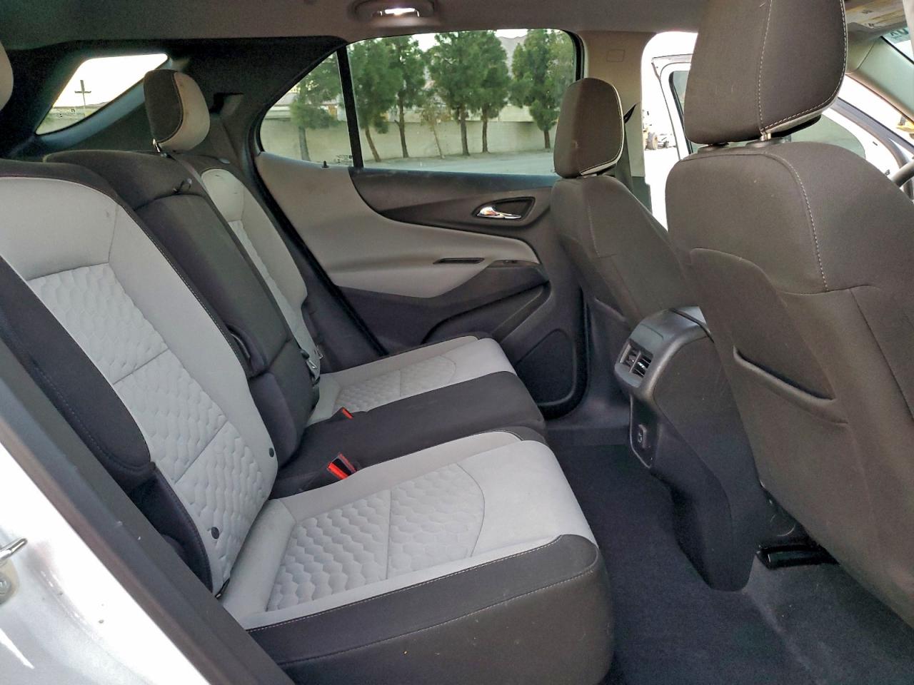 2019 CHEVROLET EQUINOX LS photo 11