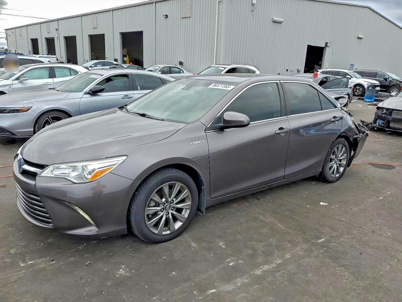 2017 TOYOTA CAMRY