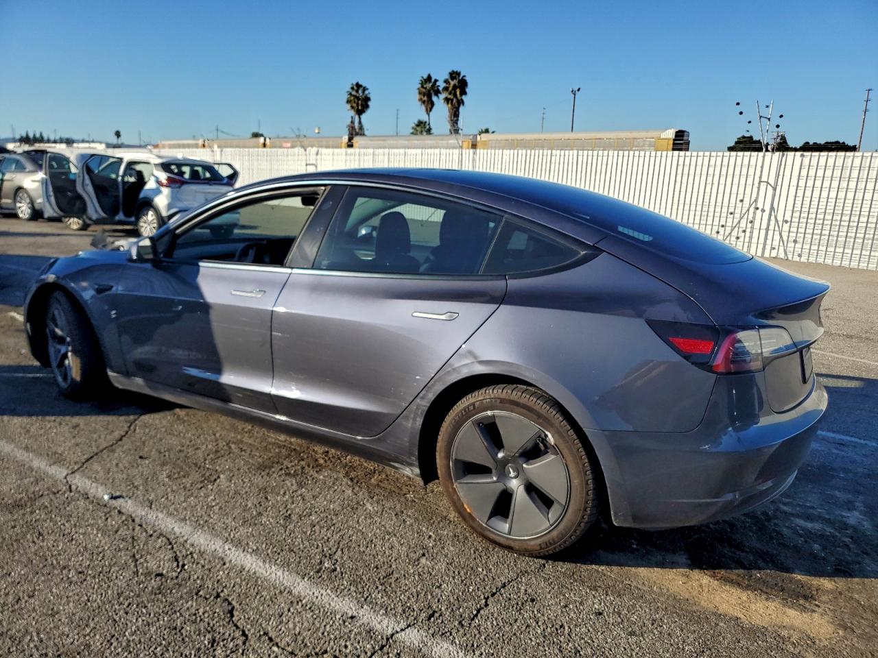 2023 TESLA MODEL 3 photo 2
