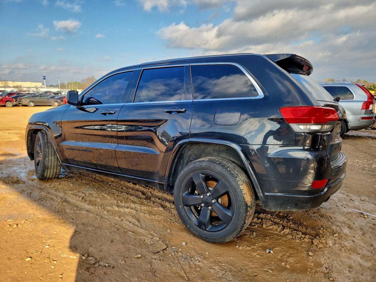 2015 JEEP GRAND CHEROKEE LAREDO photo 2