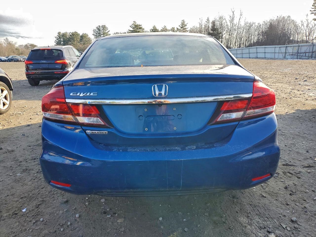 2013 HONDA CIVIC LX photo 6