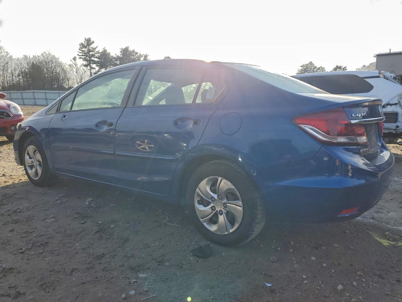 2013 HONDA CIVIC LX photo 2