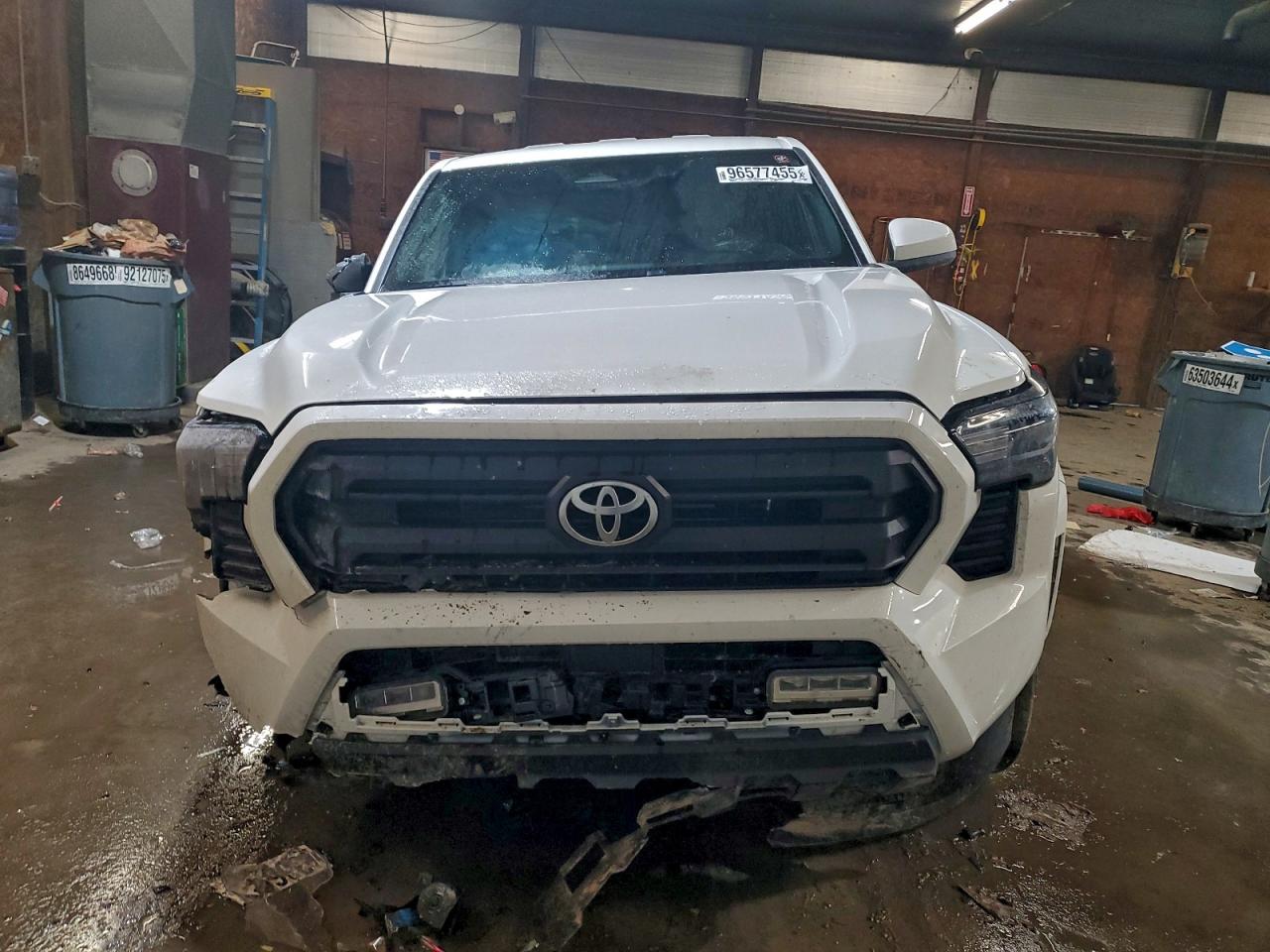 2025 TOYOTA TACOMA DOUBLE CAB photo 5